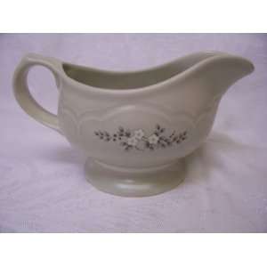  Pfaltzgraff Heirloom Gravy Boat 